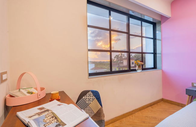 ELIVAAS Kamerios Brisa 1BHK with Jacuzzi - Photo 3