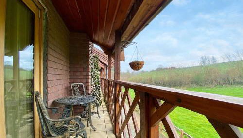 Apple-Uk46285 - Photo 1