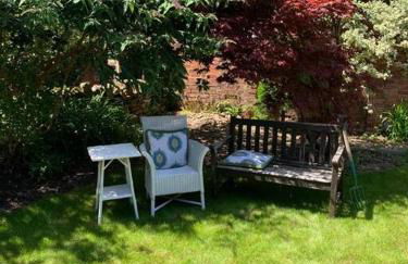 Beautiful Georgian cottage within a private walled garden - Foto 35