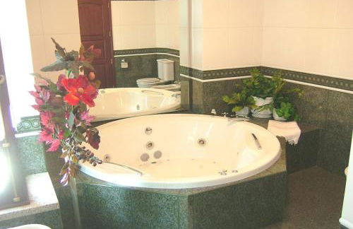 BCL14V6 Charming 6bdr manor house with pool - Foto 25