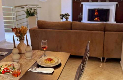 Estia Project, Pool - Billiards - Jacuzzi - Foto 15