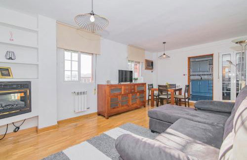 Ático Trucha Retreat con Terraza - Foto 8