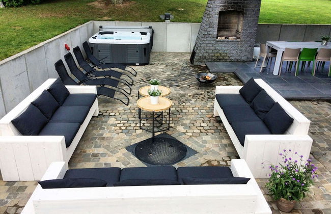 Luxurious Holiday Home in Courtil with Hot Tub - Photo 28