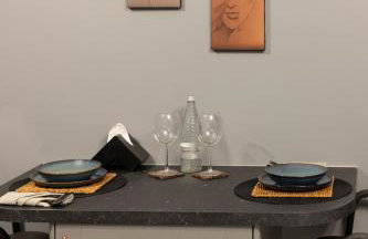 Downtown Studio 4 - Harrogate Town Centre - Photo 10