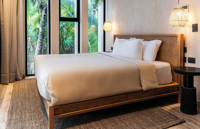 BESPOKE, member of Small Luxury Hotels - Photo 8