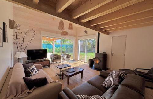 Maison de charme First d'Aromm - Plages, centre ville, phare de Chassiron - Calme, jardin clos, terrasse - Foto 1