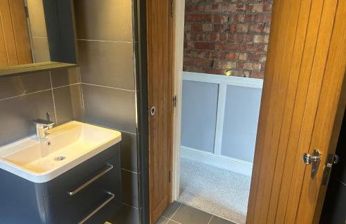 Entire Seaside Home 6 Private BedRooms Sleeps 10,4 Minute Walk To Station - Foto 17