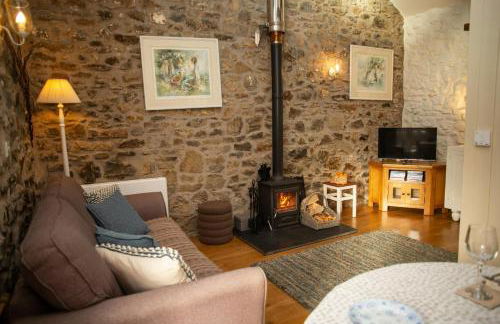 Little Rogeston Cottage Nolton Haven - Photo 1