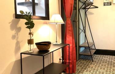 Les Loges Du Théatre 160m2 MAISON PRIVÉ 14 personnes MAX tout équipé a 200m de l'AVENUE DE CHAMPAGNE et toutes commodités DEGUSTATION CHAMPAGNE OFFERTE jacuzzi sauna jeux velos EMPLACEMENT EXCEPTIONNEL et CHIC - Foto 38