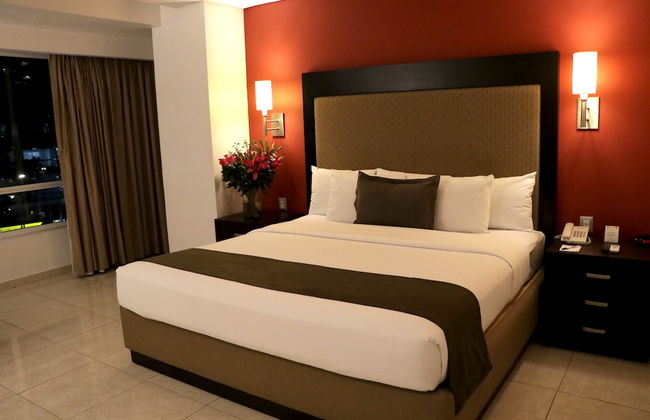 Hotel & Suites PF - Foto 1