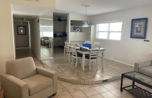 Venice Beach Villas - Photo 3