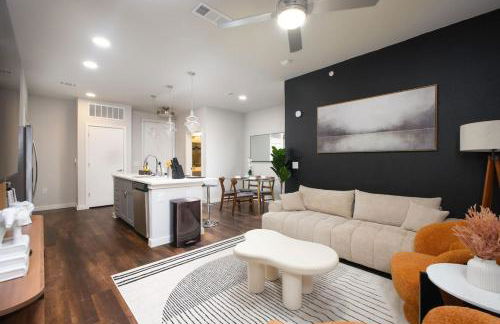 Elegant 2BR-w Parking, Near Riverwalk & Conv Ctr - Foto 25