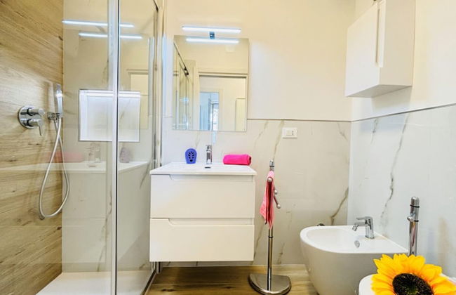 Comfy Apartment With Terrace by Beahostrentals - Foto 9