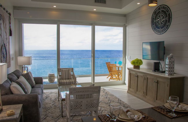 Lighthouse Point Residences - Photo 2