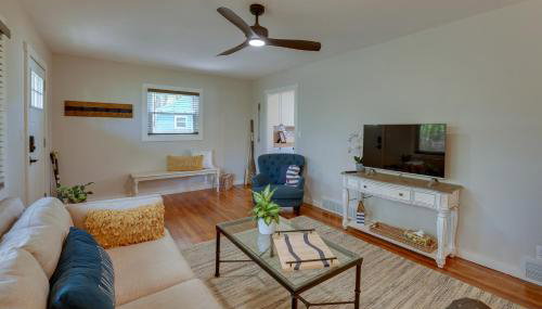 Walk to Beach Lake Michigan Getaway! - Foto 5