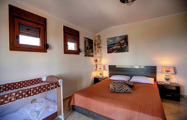 Villa Laskari With Sea View - Photo 9