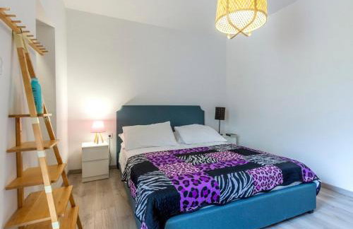 Serene Rural Villa with Pool, Sun Deck, and Children's Play Area - Five Bedroom Villa - Foto 53