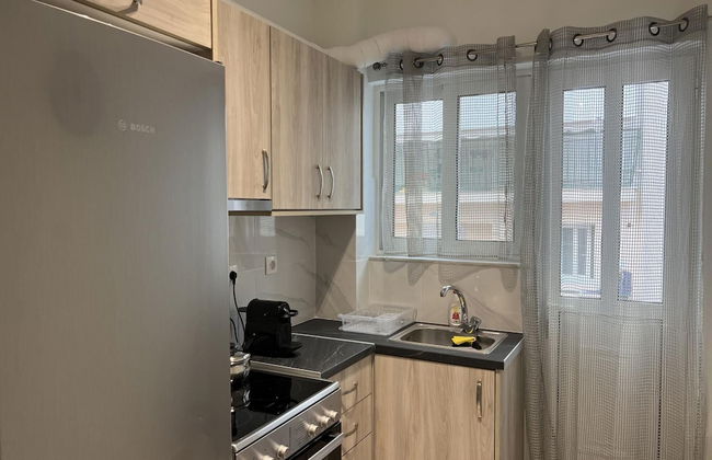 Adelais in Piraeus With 1 Bedrooms and 1 Bathrooms - Photo 4