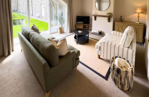 Farmhouse Feels & Peak Views - Foto 17