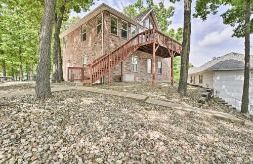 Dock and Waterfront Deck! Lake of the Ozarks Home - Foto 23