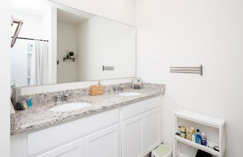 Entire House close to Disney - Foto 9