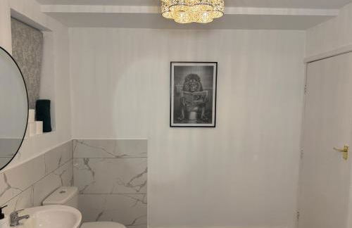 2 Bedroom Wakefield City Centre House With All Ensuite Rooms - Foto 18