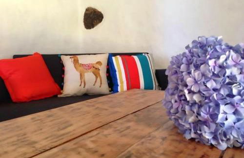 Casa Poesía de El Hierro - Poetry House of El Hierro, situated in the center of El Pinar - Foto 28