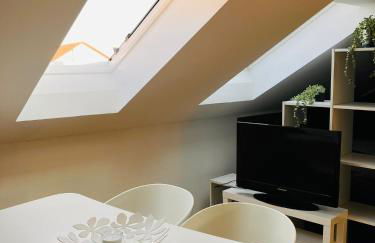 Moderne Dachgeschosswohnung an der Donau - Foto 5