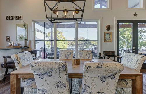 Immaculate Waterfront Family Home for 16 w Private Dock - Foto 24