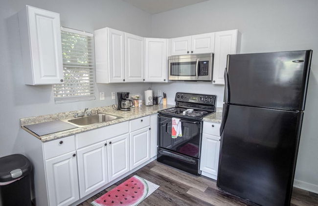 Remodeled Historic 1BR 1BA House Near Downtown - Foto 4