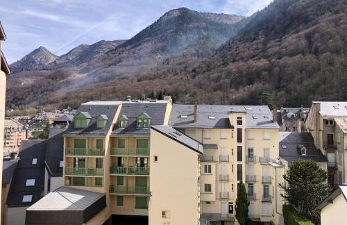 Appart au cœur de la ville (vue montagne) - Foto 12