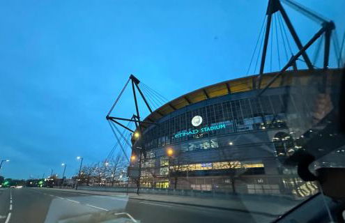 City Getaway - 3BR Home Near Etihad & AO Arena - Sleeps 6 - Foto 17