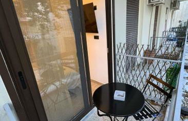 Roro Center Suites - Photo 14