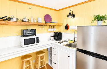 Cottage 3 - Queen and Full Beds Child Loft w 2 Twins Private Bath Kitchenette Pets Allowed Fee applies - Foto 20