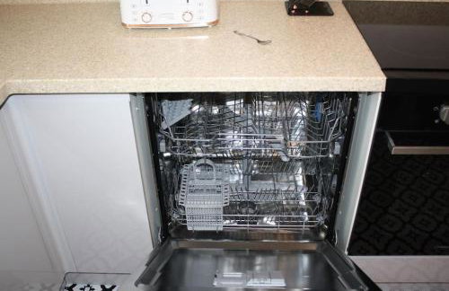 Gorgeous 3 bed House In Milton Keynes - Photo 42