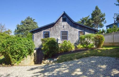 Seaside Retreat w Private Beach Landing - Foto 28