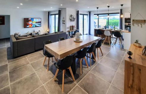 3 Bedroom Awesome Home In Plouguerneau - Foto 15