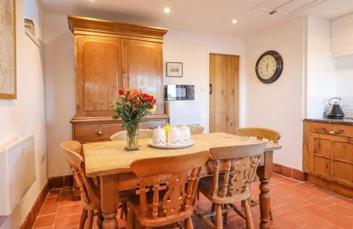 Alwyn Cottage - Photo 7