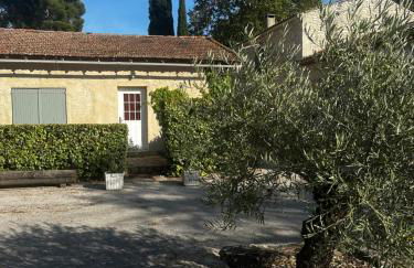 Petite maison mitoyenne, clim, rénovée, calme - Foto 1