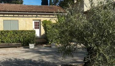 Petite maison mitoyenne, clim, rénovée, calme - Foto 1