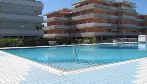 Enjoy a Lovely Flat With Pool - Foto 2
