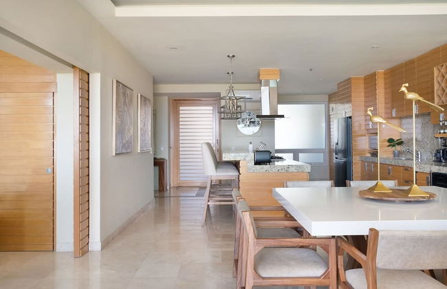 Enjoy Your Stay at a Luxury 3 Bedroom Condo With Stunning Lake Views - Foto 10