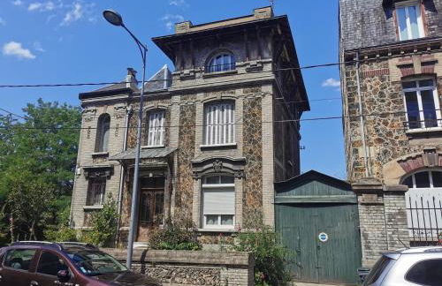 Seine-Front Apt in Stone House with parking and garden, Lacroix Island - Photo 15