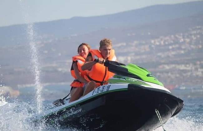 1 hour Jet Ski Safari - Photo 1