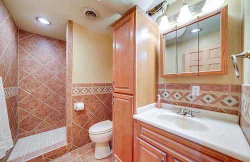 Charming Tonica Farmhouse with Private Yard! - Foto 20