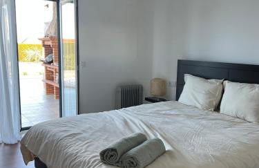 Sunny Ocean Villa with pool near Arrifana beach - Foto 42