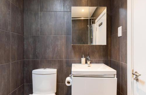 Stunning Top Floor Apartment 3 Bedrooms Heart of London - Foto 30