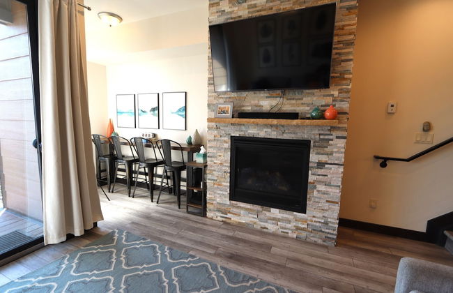 Arrow Luxury Rooftop Shopping and More! - Foto 31