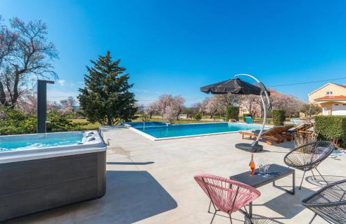 Cozy Home In Tinj With Kitchen - Photo 12