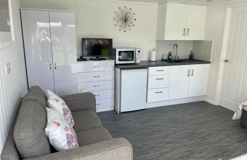 The Garden Room - A cosy country stay in Cornwall - Photo 3